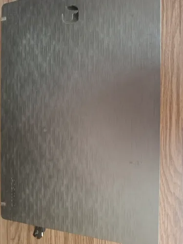 Notebook novo em perfeito estado. 
