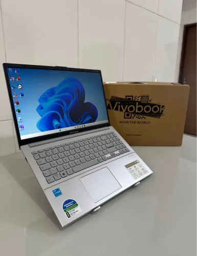 NOTEBOOK ASUS I3-N305 NOVO COM CAIXA + GARANTIA,TELA IPS,04GB RAM,SSD 256GB,GHZ MAX 3.80