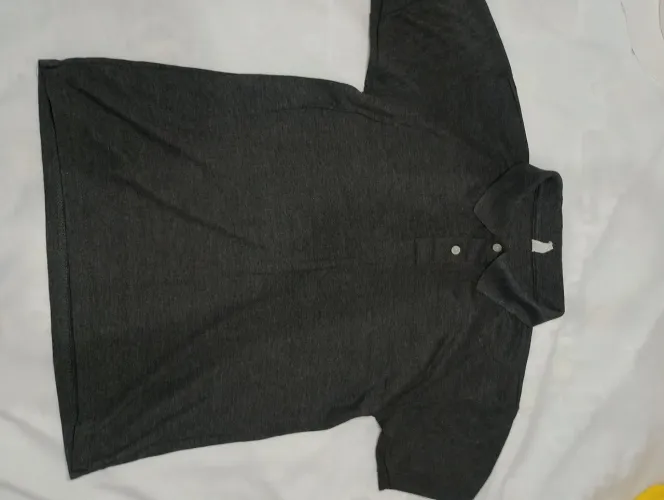 Camisas masculinas com botão