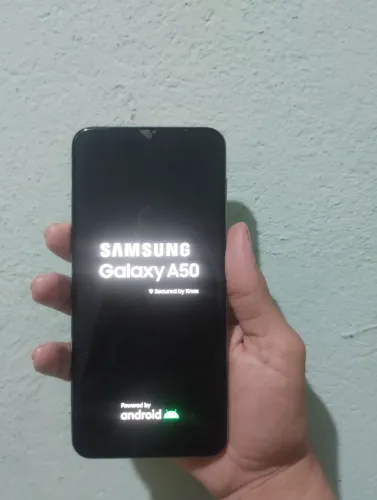Vendo Samsung a50 nfc 128 gigas 6 de ram impressão digital todo bom aparelho top 