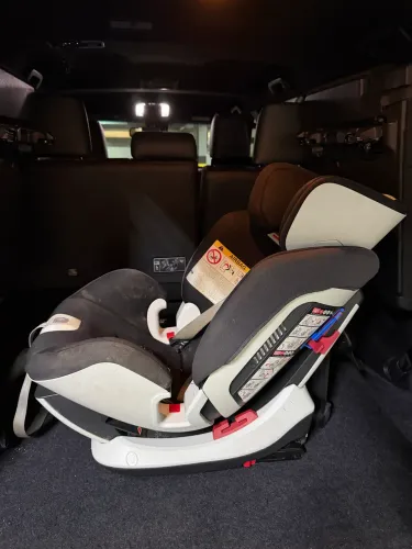 Cadeira infantil - para carro