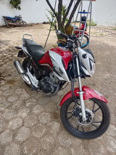 Titan 160 2024 vermelha