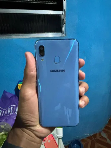 GALAXY A30