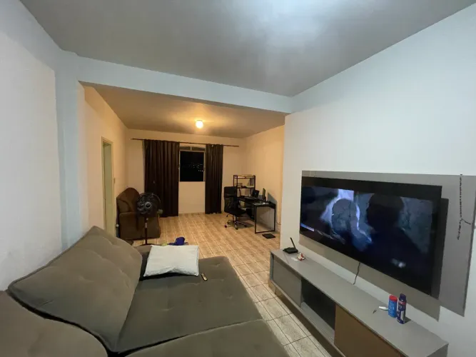 QUARTO MOBILIADO NO CENTRO DE UBERLÂNDIA - R$ 850!
