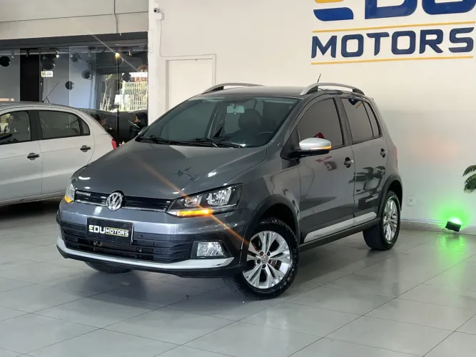 Volkswagen Crossfox 1.6 MI Total Flex 8V 5P 2017