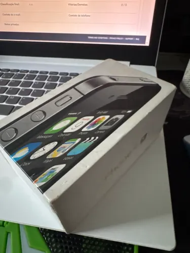 Caixa do iPhone 4S