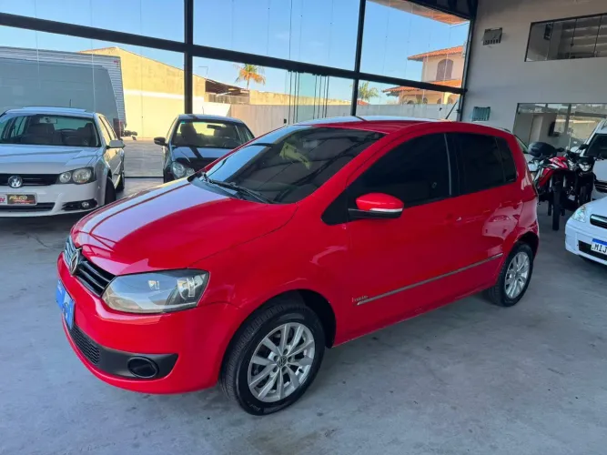 Volkswagen Fox 1.6 MI Total Flex 8V 5P 2013