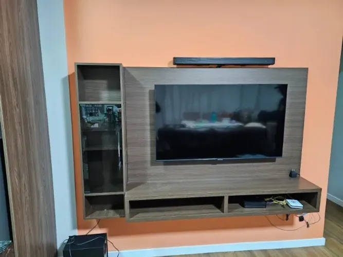 RACK / PAINEL PARA TV PLANEJADO - USADO