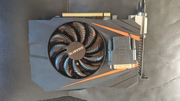 Placa de vídeo GTX 1060 6GB Gigabyte