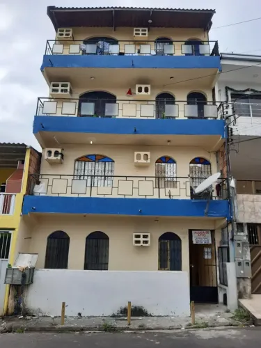 Prédio Comercial 08 Apartamentos no Alvorada 2 - Manaus-AM