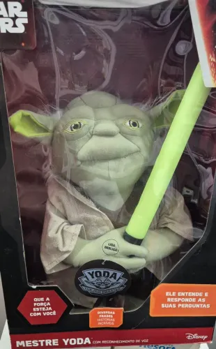 Boneco Star Wars Mestre Yoda com Reconhecimento de Voz Original na Caixa