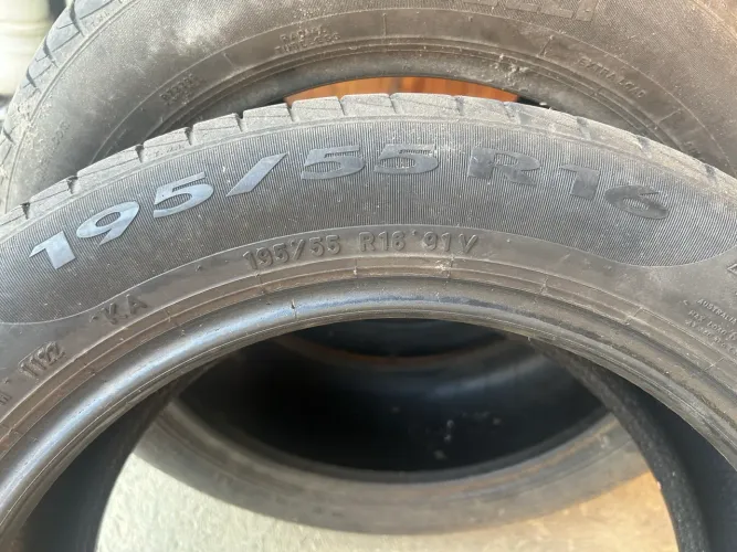 Pneus pirelli usado r16 195/55 bom estado