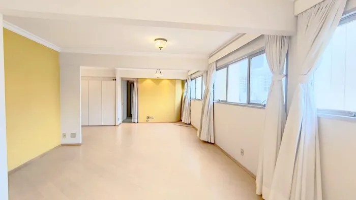Apartamento à venda com 2 dormitórios, 110 m² em Itaim Bibi, São Paulo