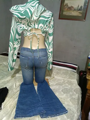 Blusa curta de moleton
