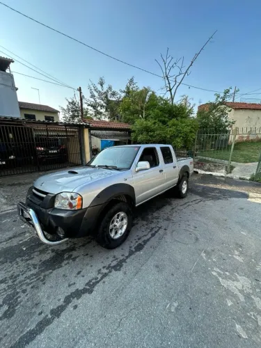 Nissan Frontier Se/se Strik/one CD 4X4 2.8 Dies 2008