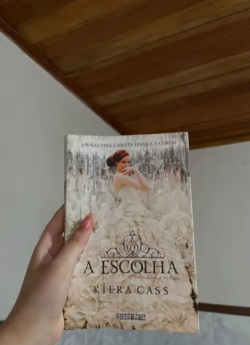 Livro -  A ESCOLHA - KIERA CASS