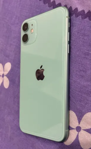 iPhone 11
