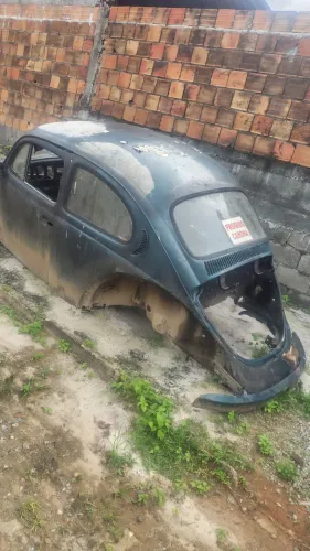 Vende-se carroceria fusca