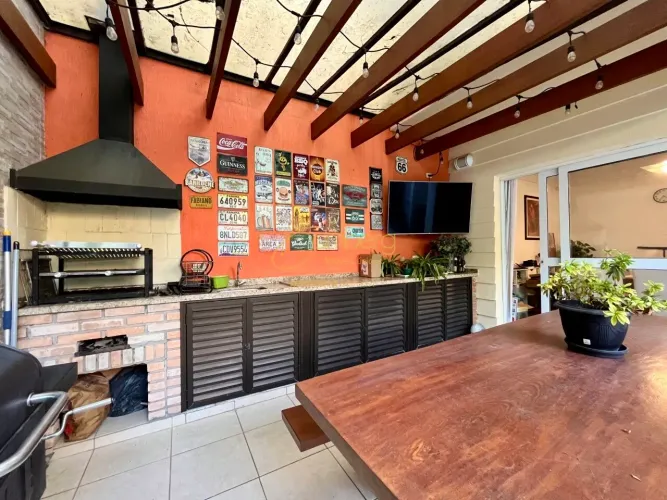 Casa em condomínio Fechado | Campo Belo | 265m² | 4 suítes | 3 vagas