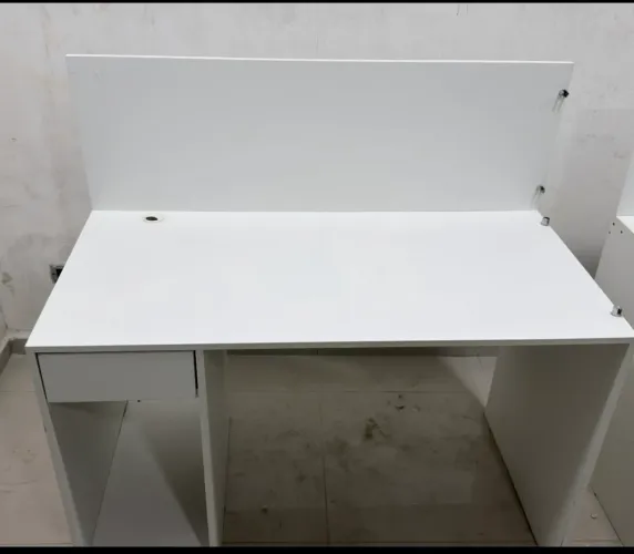 Vendo mesa para escritório