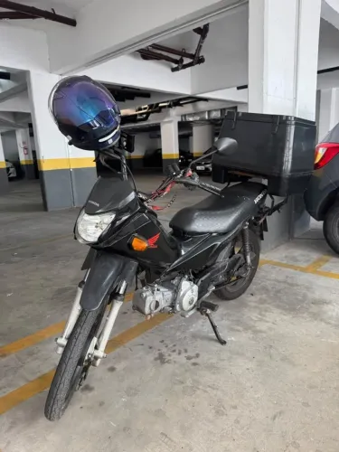 Pop 110 - Ano 2022 - Honda (Bem conservada)
