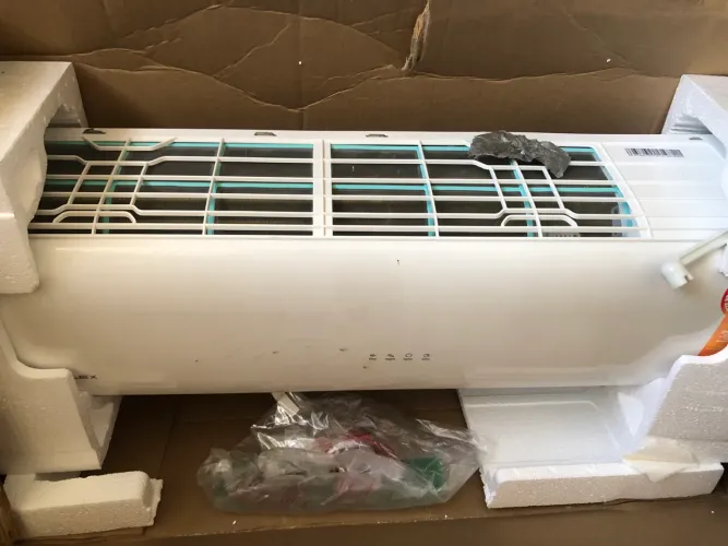 AR-CONDICIONADO SPLIT MAXFLEX 12.000 BTUS - Compressor furado