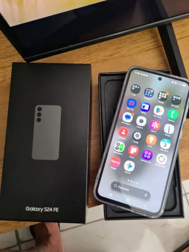 SAMSUNG S24 FE 