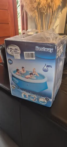 Piscina Bestway 2.100 litros