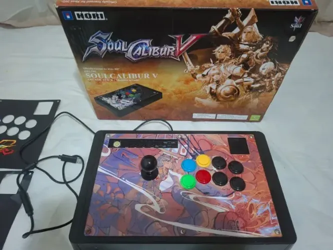 Controle Arcade Hori Soul Calibur V - Xbox 360 e PC