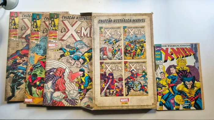 Box X-Men Coleção Histórica Marvel volumes 1, 2 e 4.