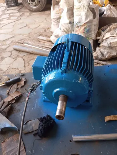 Motor trifásico 20cv de baixa rotação muito novo!