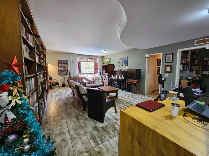 Apartamento à Venda em Santa Lúcia, Vitória-ES: 4 Quartos, 2 Suítes, 2 Salas, 4 Banheiros,