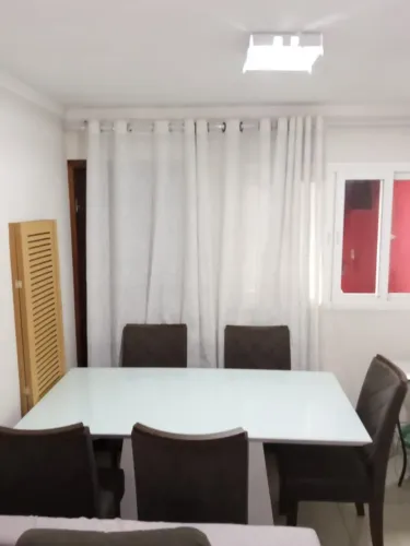 Mesa de jantar 6 cadeiras 