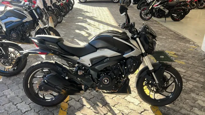Dominar 250