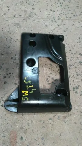 Suporte Para-Choque Trás LD Master Renault Cód.: *R