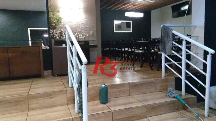 Sobrado comercial para venda e locação, Vila Matias, Santos.