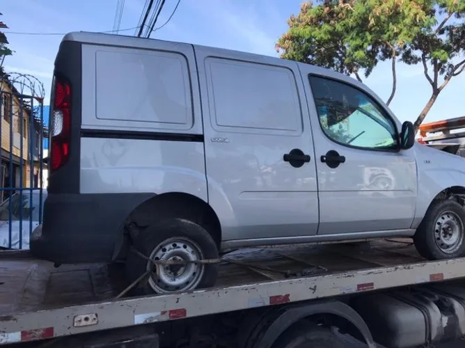 Sucata Fiat /Doblo Cargo 1.4 2013/2013 para venda de peças 