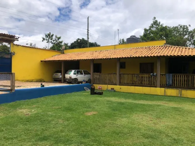 Sitio 1.080 com casa, poço de peixe, cisterna piscina adulto e infantil climatizada, e mui