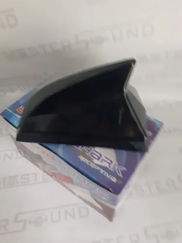 Antena de teto. Tubarão. Na cor preta. Nova. Instalada. 