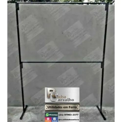 Arara / Cabideiro de Roupas Ferro 2,00x1,50. Desmontável. Sob Encomenda.