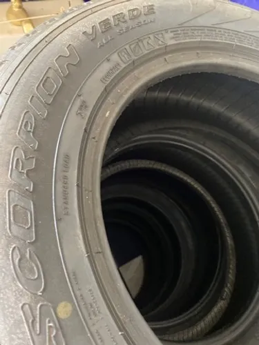 Pneu 235/60/16 Pirelli Scorpion verde novo unidade valor mínimo