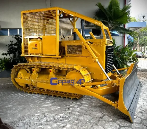 Trator de Esteiras Komatsu D50 Ano 1983