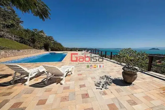 Casa com 4 dormitórios à venda, 300 m² por R$ 3.700.000,00 - Village de Búzios - Armação d