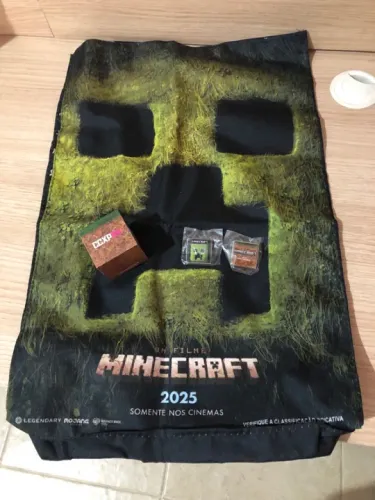 Kit Sacola + Cubo + 2 Pins Minecraft CCXP 2024