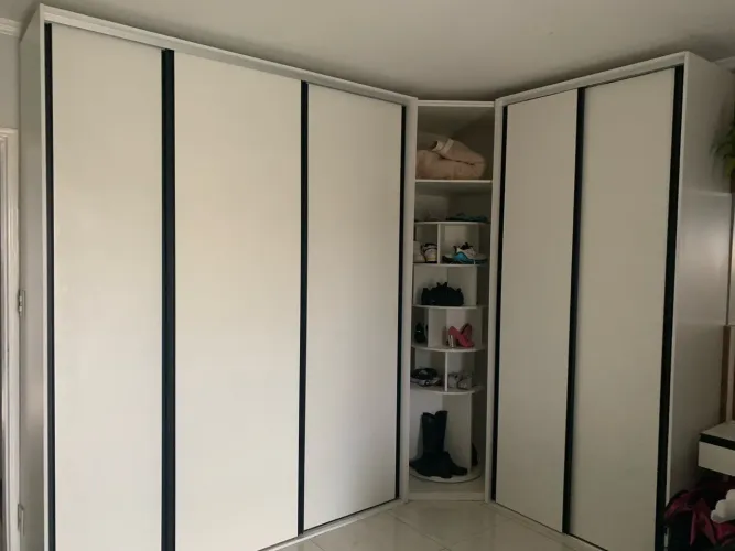 Guarda roupa