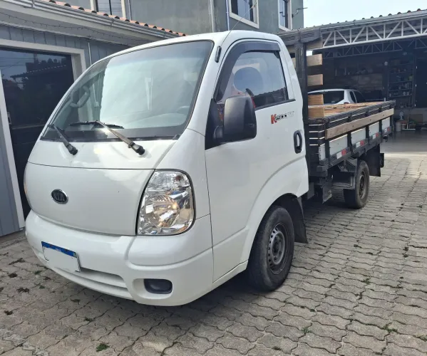 kia Bongo UK2500 HD SC 2012 Carroceria Madeira