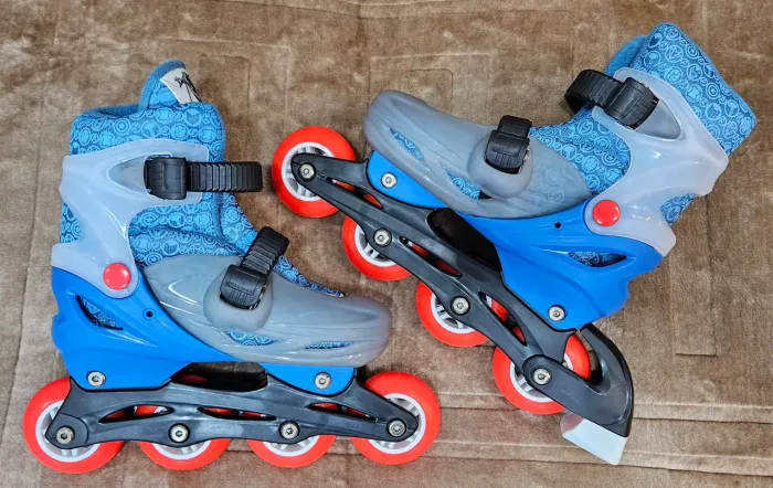 Patins in line Avengers, Ajustável do 32 ao 35 Novo Promoção
