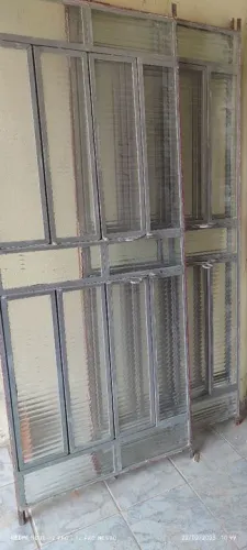 Janelas de Ferro com Vidro