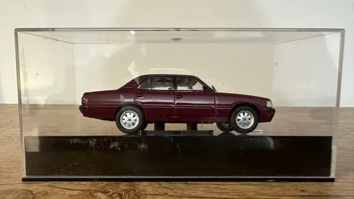 Miniatura Opala Chevrolet Collection Diplomata 1992