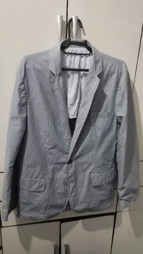Blazer listrado azul claro
